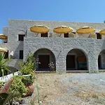Apartamento Akroyiali