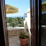 Apartment Akroyiali *