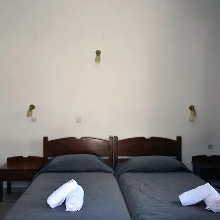 Akroyiali Apartment Yerolimin