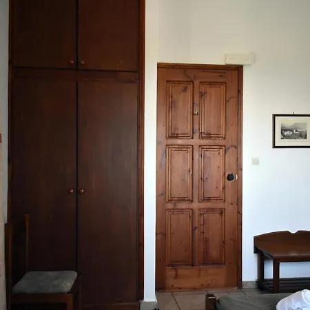 Akroyiali Apartment *