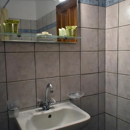 Apartment Akroyiali *