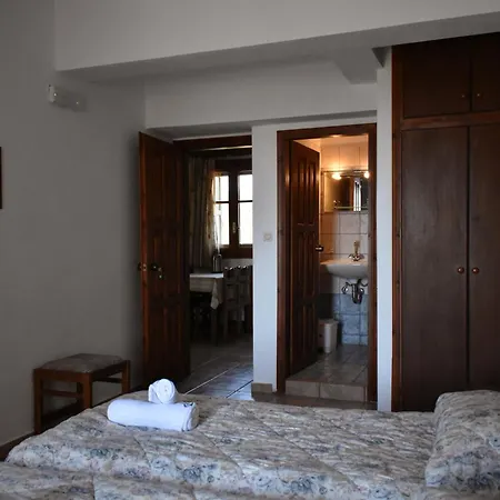 Apartment Akroyiali *